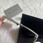 mắt kiếng đen DIOR
