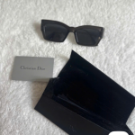 mắt kiếng đen DIOR