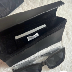 mắt kiếng đen DIOR